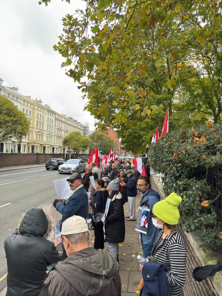 Ahwazi Protesters Rally Outside Iranian Embassy in London Against Rising Execution Orders Targeting Ahwazi Activists